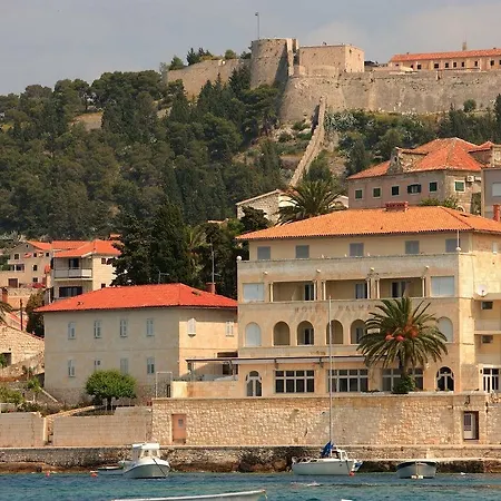 Ξενοδοχείο Dalmacija Hvar