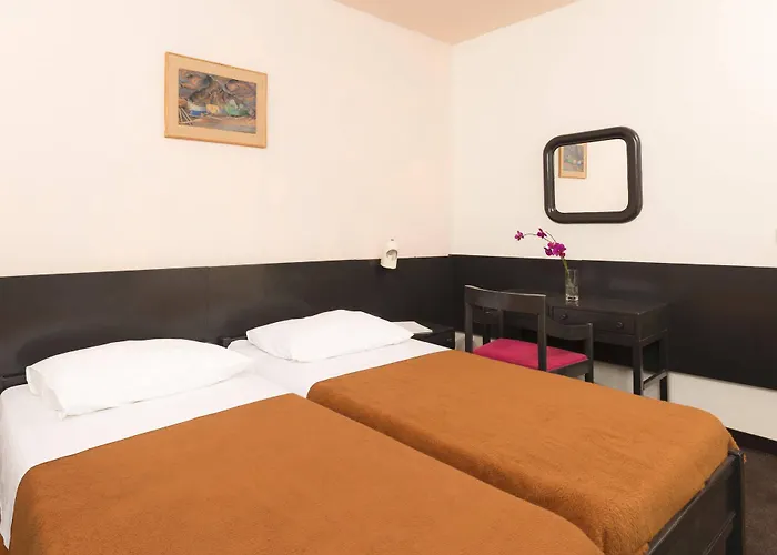 Dalmacija Hvar Hotel 3*