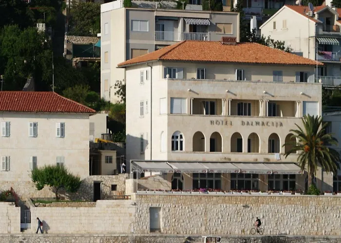Dalmacija Hvar Otel 3*