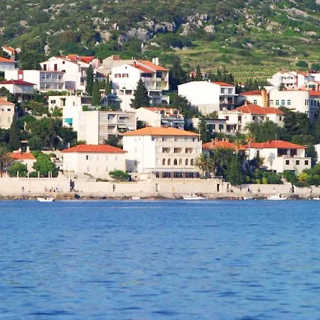 호텔 Dalmacija Hvar 3*